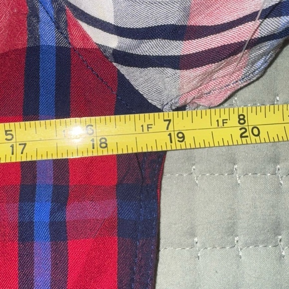 Rails Hunter Plaid Button Down White/Red/Blue Shirt Size medium. EUC - Picture 4 of 10